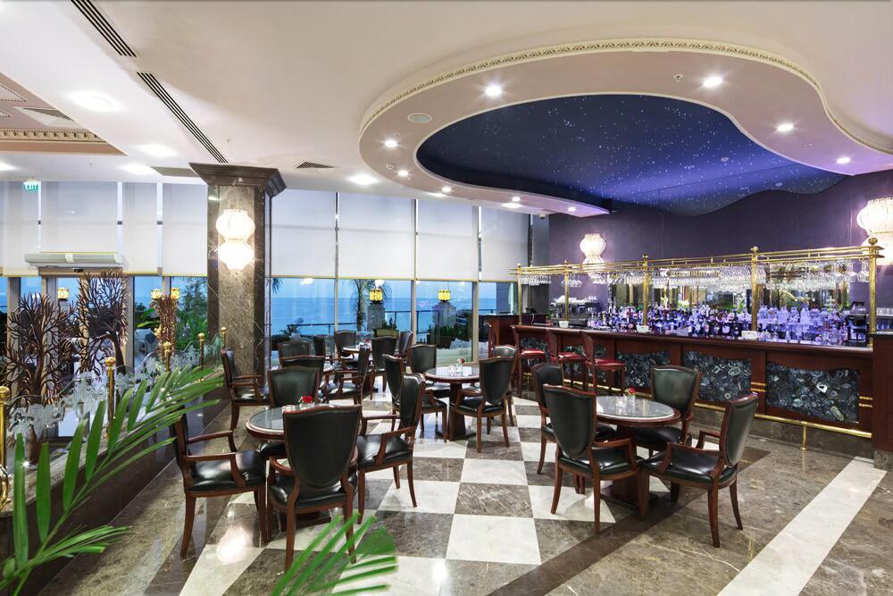 Merit Royal Hotel & Casino Karavas  ภายนอก รูปภาพ