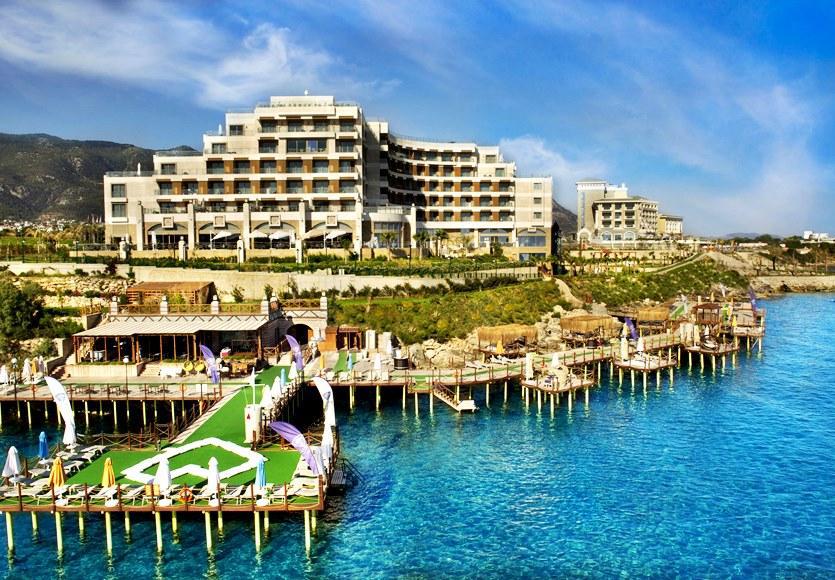 Merit Royal Hotel & Casino Karavas  ภายนอก รูปภาพ