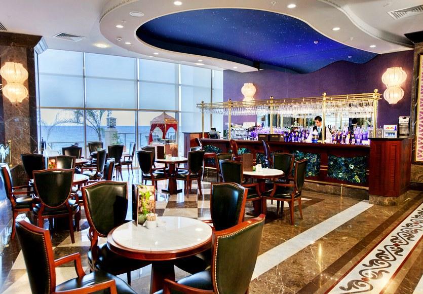 Merit Royal Hotel & Casino Karavas  ภายนอก รูปภาพ