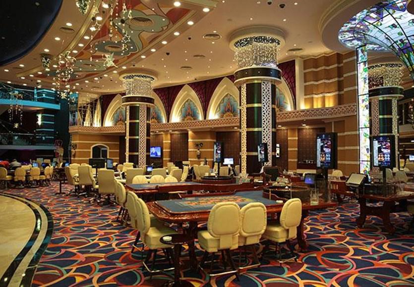 Merit Royal Hotel & Casino Karavas  ภายนอก รูปภาพ
