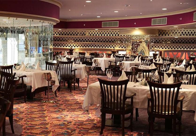 Merit Royal Hotel & Casino Karavas  ภายนอก รูปภาพ