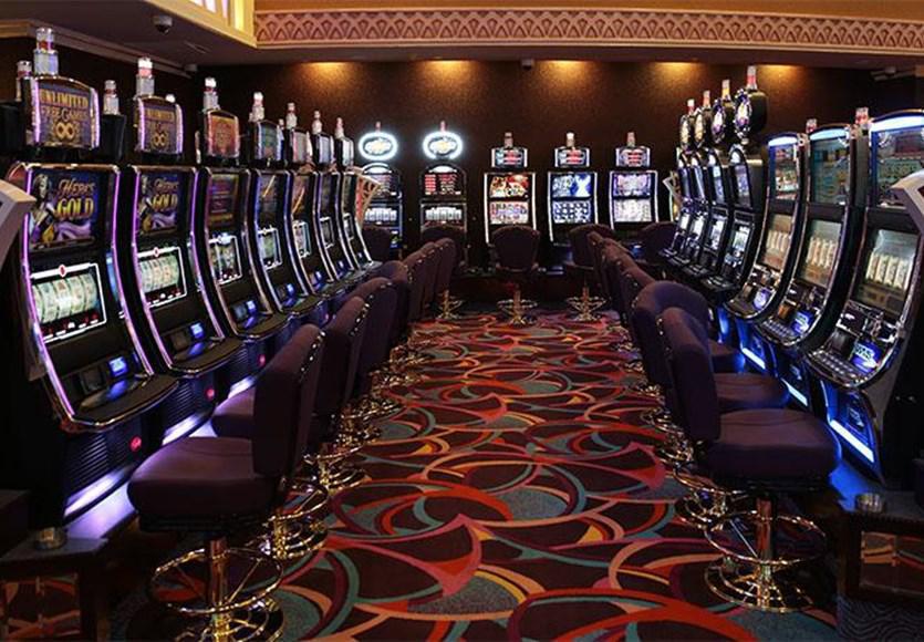 Merit Royal Hotel & Casino Karavas  ภายนอก รูปภาพ