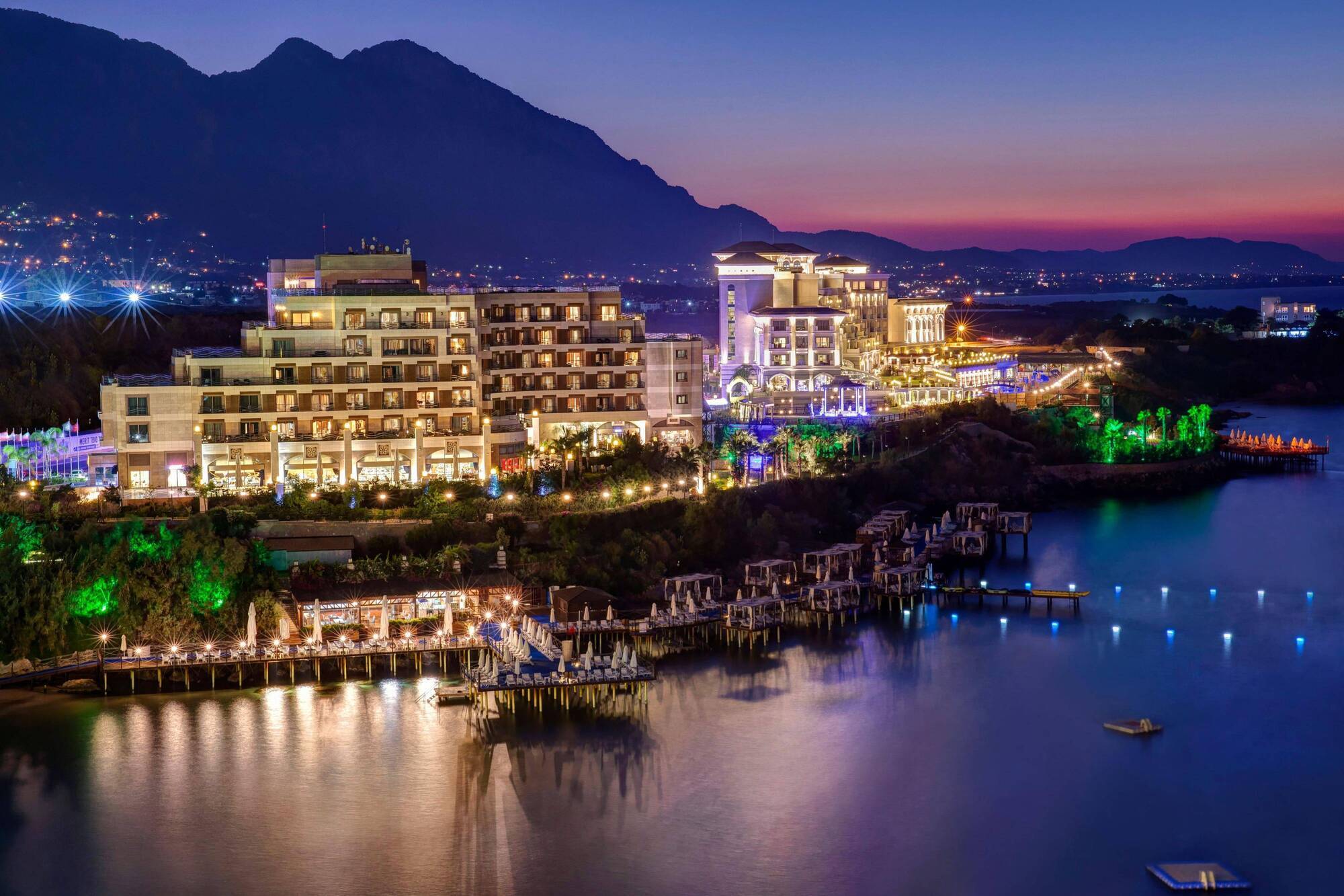 Merit Royal Hotel & Casino Karavas  ภายนอก รูปภาพ